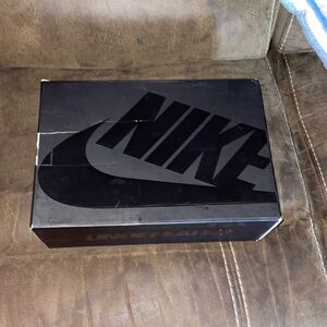 Nike Air Max 97 Undefeated Size 9.